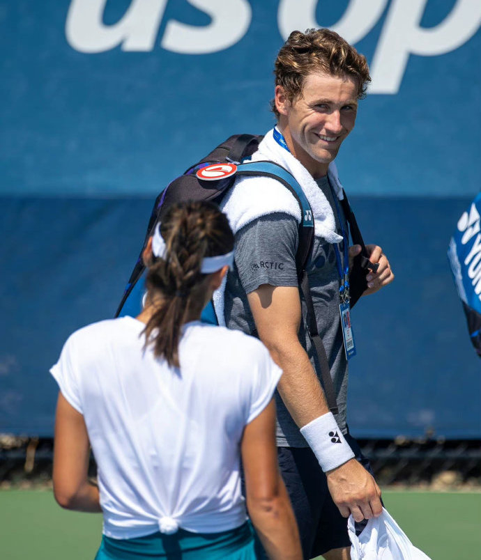 关于T1血洗G2,ShowMaker关键团战开团秒人鏖战多局半决赛,强势挺进下一轮的信息 关于T1血洗G2,ShowMaker关键团战开团秒人鏖战多局半决赛,强势挺进下一轮的信息