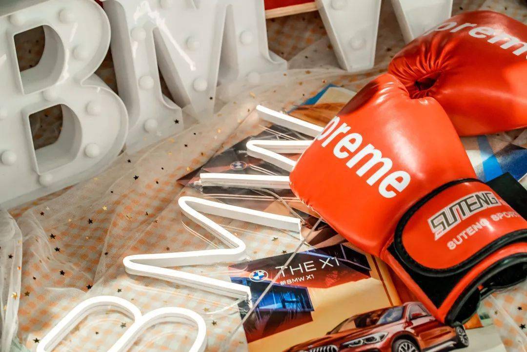 V5力克DRX，Jankos线上压制力十足强强对话八强赛，点燃全场激情