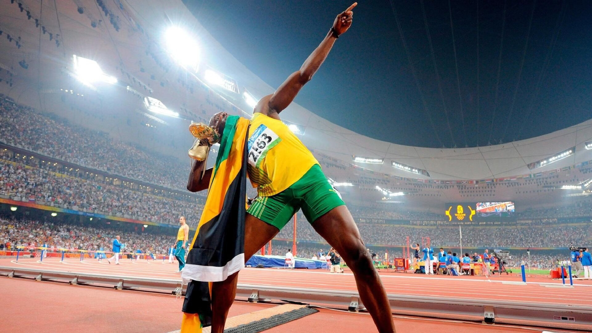 剑指第一，字母哥末节19分定乾坤！